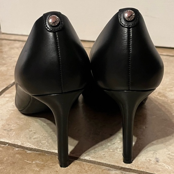 Michael Kors Black High Heels Size 9 - Picture 5 of 9